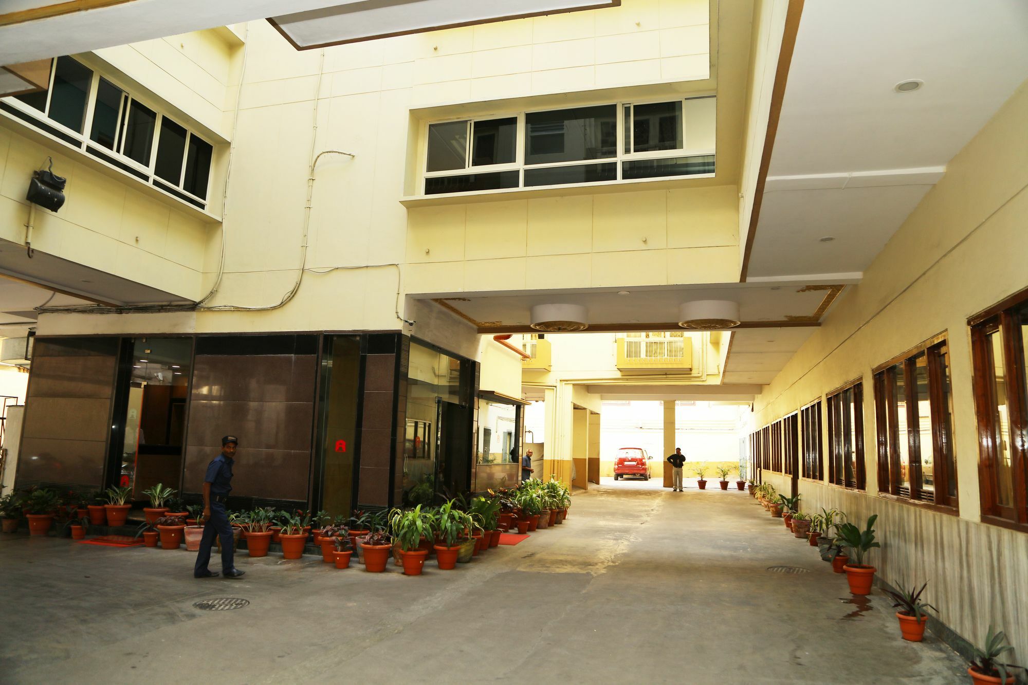 Hotel Panchratan Hyderabad Bagian luar foto