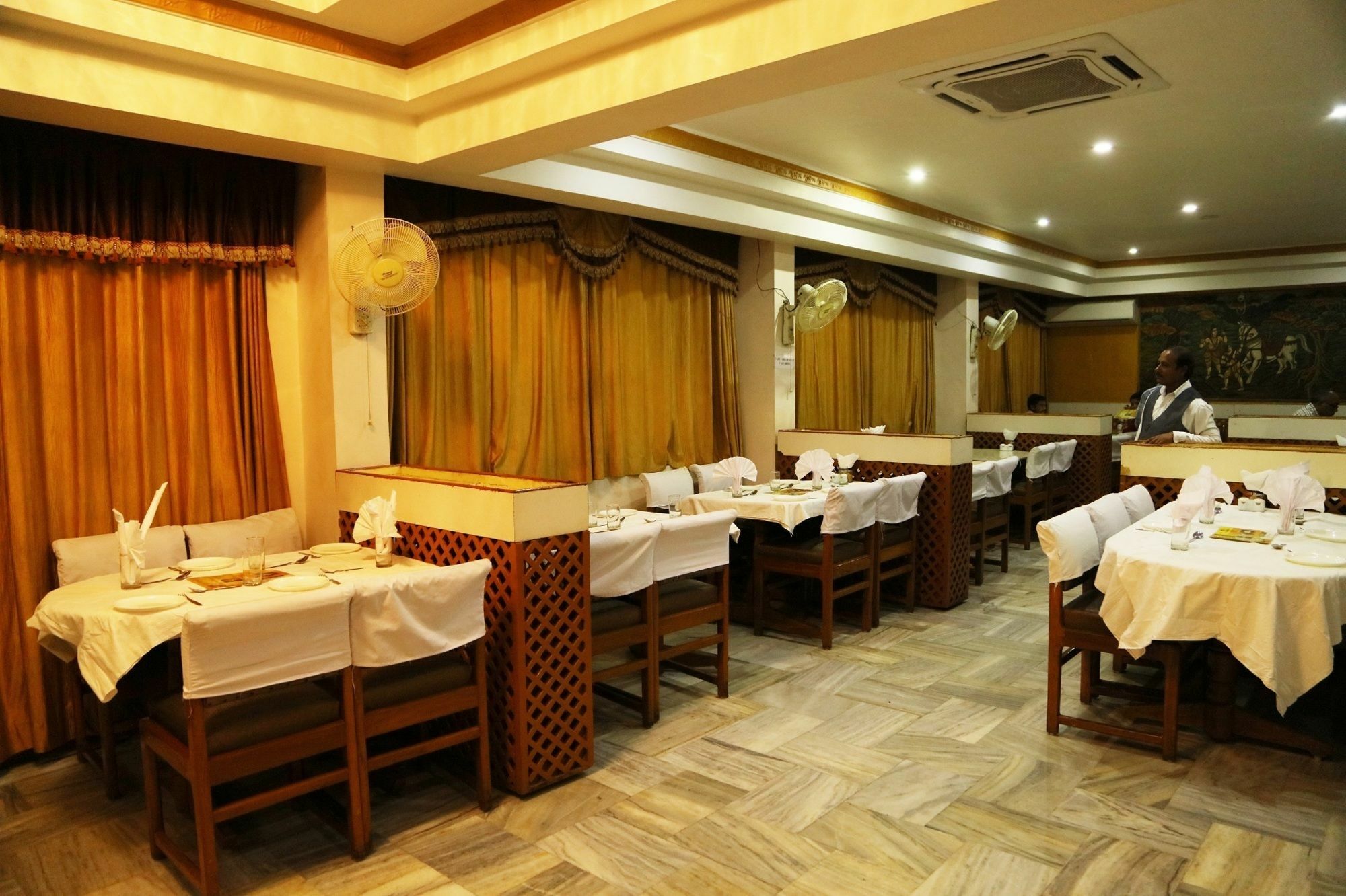 Hotel Panchratan Hyderabad Bagian luar foto